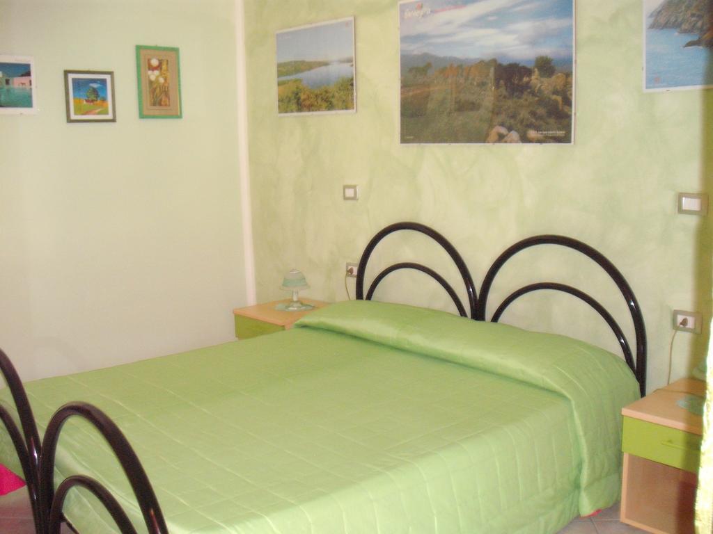 Domu De Palla- Iun-E5167 Bauladu Bilik gambar