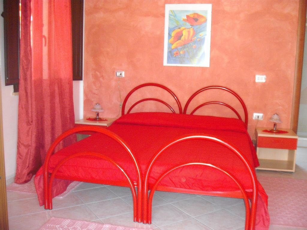 Domu De Palla- Iun-E5167 Bauladu Bilik gambar